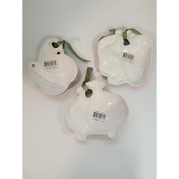 Vintage 3 Hand Painted Ceramic Onion Strawberries Egg Plant Wall Art - Picture 5 of 11